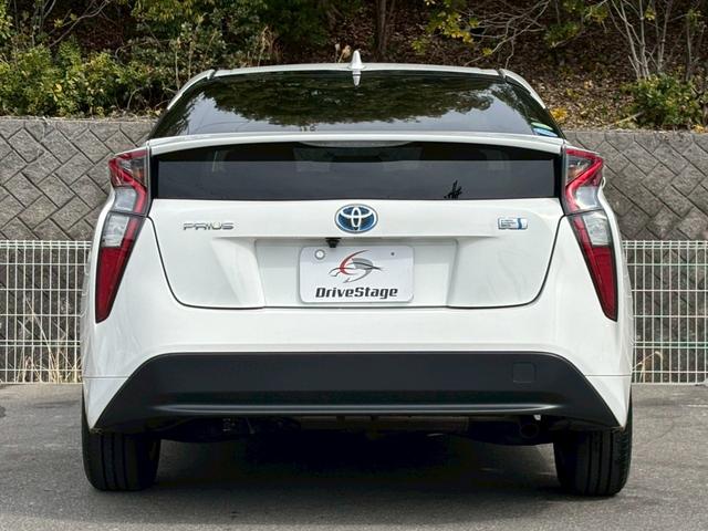 プリウス E ユーザー買取 禁煙 社外9インチSDナビ バックカメラ フルセグTV ETC LEDヘッドライト Bluetooth接続 HDMI接続 プッシュスタート カーテン・サイドエアバック オートライト(29枚目)