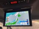 ノア Si ダブルバイビーII 禁煙 純正10インチナビ 後席フリップダウンモニター ハーフレザー 両側電動スライドドア 社外17インチAW 衝突軽減 クルーズコントロール バックカメラ スマートキー ETC 7人乗り 車検整備付(8枚目)