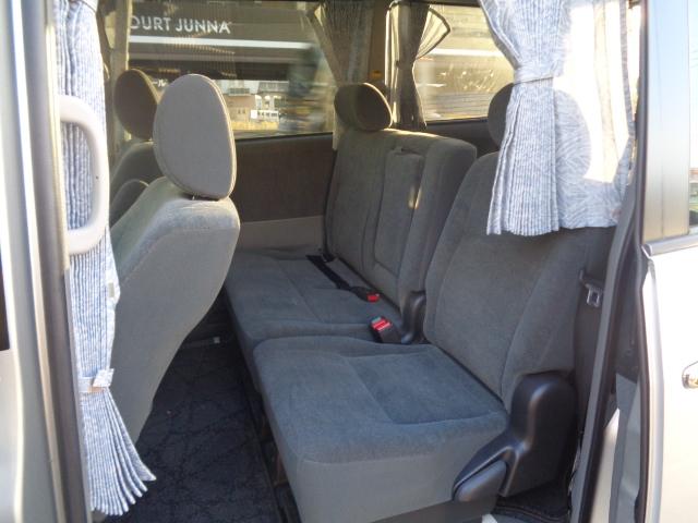 ノア Ｘ　リミテッド　両側パワースライドドア　室内カーテン　ナビ（17枚目）