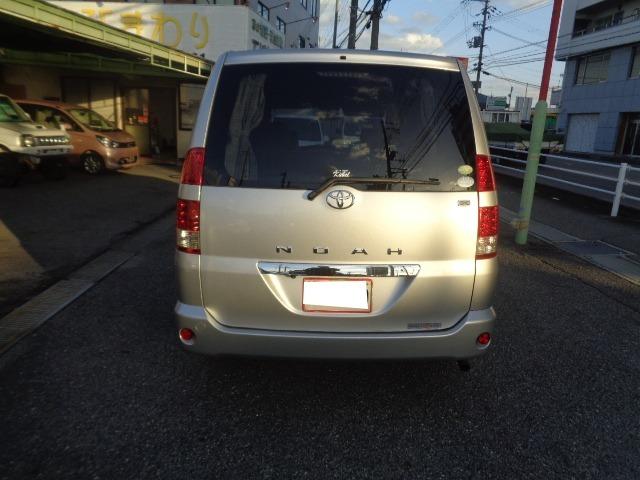 ノア Ｘ　リミテッド　両側パワースライドドア　室内カーテン　ナビ（22枚目）