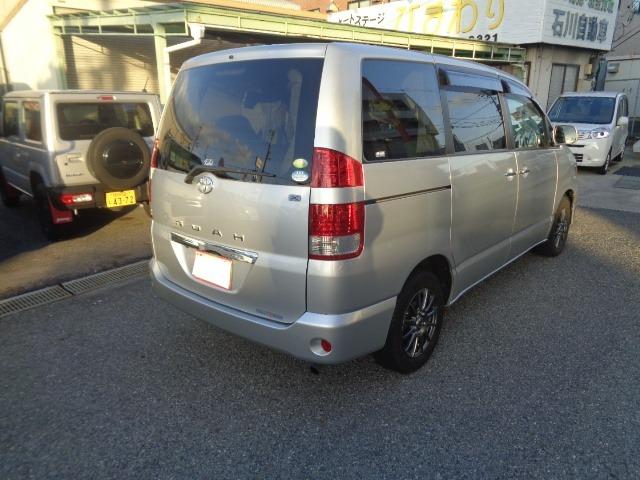 ノア Ｘ　リミテッド　両側パワースライドドア　室内カーテン　ナビ（28枚目）