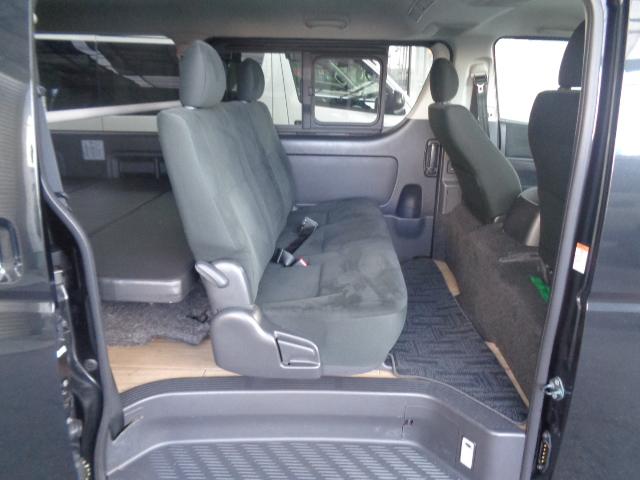 ハイエースバン ロングスーパーＧＬ　バックカメラ内蔵ミラー　ベットキット（14枚目）