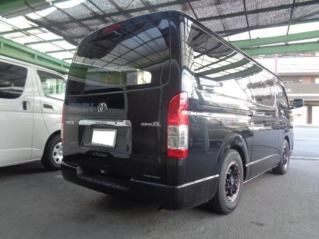 ハイエースバン ロングスーパーＧＬ　バックカメラ内蔵ミラー　ベットキット（21枚目）