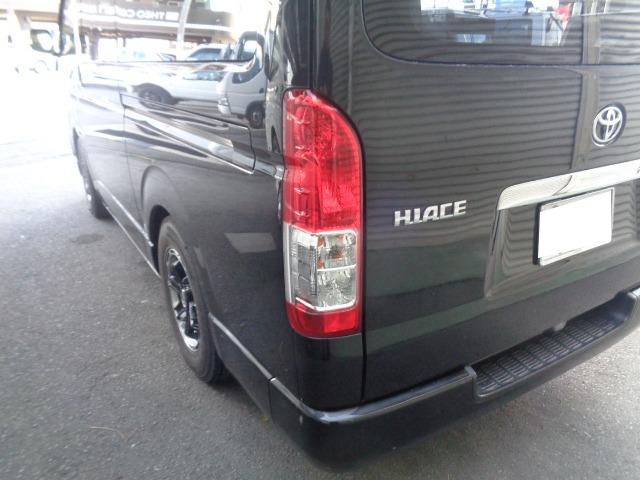 ハイエースバン ロングスーパーＧＬ　バックカメラ内蔵ミラー　ベットキット（29枚目）