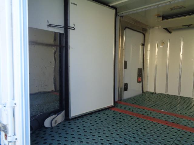 エルフトラック 　低温冷凍車－３０℃　東プレ　１５００キロ（19枚目）