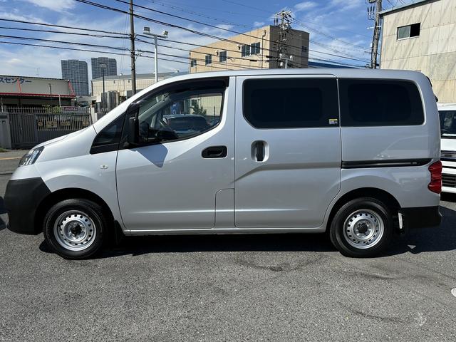 ＮＶ２００バネットバン ＤＸ　積載量５５０ｋｇ　パワーゲート　パワーウィンドウ　ＥＴＣ　ＦＭ，ＡＭラジオ　ダブルエアバッグ　キーレス　ＡＢＳ　フォグランプ　プライバシーガラス　両側スライドドア　ワンオーナ　取扱説明書　記録簿（10枚目）