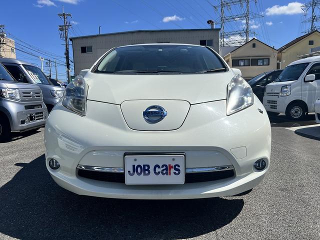 日産エンブレムが給電口となります♪