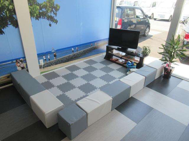 アクア Ｇ　衝突軽減ブレ－キ　ナビ　フルセグＴＶ　バックカメラ　横滑り防止装置　オートハイビーム　クルーズコントロール　ＤＶＤ、ＣＤ再生可能　ＥＴＣ　ＡＢＳ（35枚目）