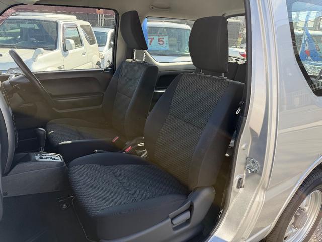 ジムニー ＸＧ　切替式４ＷＤ　ターボ付き　キーレス　ドラレコ　パワーウィンドウ　ＣＤ再生　ＦＭ　ＡＭラジオ　ＡＢＳ　ドアバイザー　助手席エアバック　取り扱い説明書　メンテナンスノート　記録簿（15枚目）