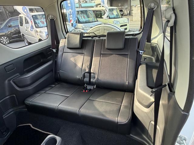 ジムニーシエラ ランドベンチャー 1オ-ナ- 切り替え式4WD ナビTV バックカメラ フォグライト シートヒーター 電動格納ミラー キーレス ドアバイザー パワーウィンドウ 横滑り防止装置 取り扱い説明書 保証書 記録簿付き(22枚目)