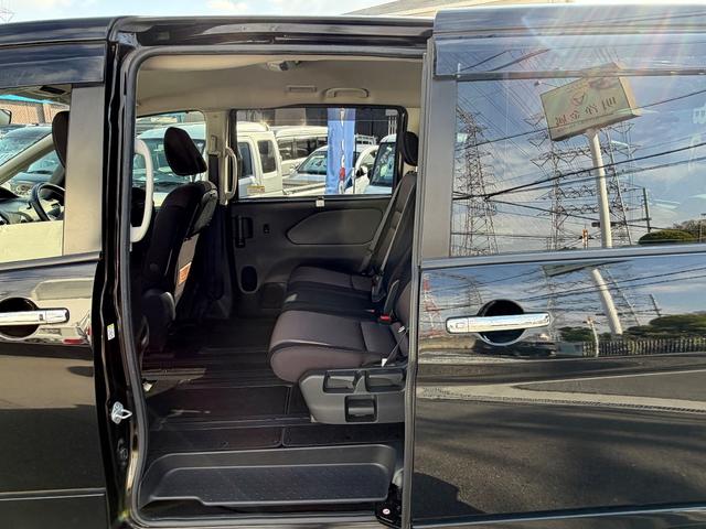 セレナ ハイウェイスター　プロパイロットエディション　１オ－ナ－　衝突軽減ブレーキ　ナビ　フルセグＴＶ　両側電動スライドドア　バックカメラ　Ｂｌｕｅｔｏｏｔｈ　ドライブレコーダー　ＥＴＣ　エンジンプッシュスタート　スマートキー　障害物センサー　ＡＢＳ（24枚目）