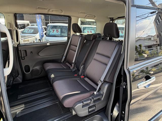 セレナ ハイウェイスター　プロパイロットエディション　１オ－ナ－　衝突軽減ブレーキ　ナビ　フルセグＴＶ　両側電動スライドドア　バックカメラ　Ｂｌｕｅｔｏｏｔｈ　ドライブレコーダー　ＥＴＣ　エンジンプッシュスタート　スマートキー　障害物センサー　ＡＢＳ（25枚目）