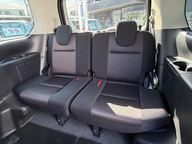 セレナ ハイウェイスター　プロパイロットエディション　１オ－ナ－　衝突軽減ブレーキ　ナビ　フルセグＴＶ　両側電動スライドドア　バックカメラ　Ｂｌｕｅｔｏｏｔｈ　ドライブレコーダー　ＥＴＣ　エンジンプッシュスタート　スマートキー　障害物センサー　ＡＢＳ（26枚目）