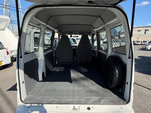 ミニキャブ・ミーブ ＣＤ　１６．０ｋｗｈ　２シーター　充電ケ－ブル付き　ナビ　バックカメラ　ＥＴＣ　　　　キーレス　パワーウィンドウ　プライバシーガラス　シートヒーター　ドライブレコーダー　ドアバイザー　取り扱い説明書　保証書　記録簿付き（21枚目）