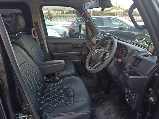 アトレー ＲＳ　／Ｒ８年１月　デッドニング済　両側パワースライドドア　ＬＥＤヘッドランプ　スマートアシスト　ダイハツ純正オプションディスプレイオーディオ（17枚目）