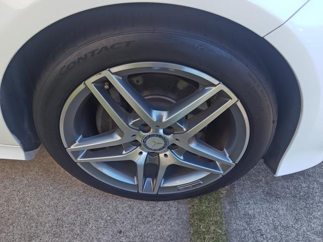 Eクラス E250 アバンギャルド 後期型!右ハンドル!メッキモール白サビ無し!(26枚目)