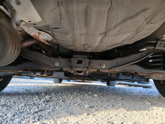 プレマシー ２０Ｃ－スカイアクティブ　ゲート式６ＡＴ　左側パワースライドドア　オートエアコン　ｉ－ｓｔｏｐ　ＫＡＲＡＫＵＲＩ７ｔｈシート（32枚目）