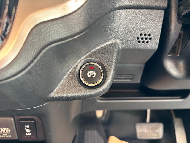 Ｎ－ＢＯＸスラッシュ Ｇ・Ｌインテリアカラーパッケージ　ツートンカラー　アメリカンダイナースタイル　純正ナビ　ＴＶ　バックカメラ　ＨＩＤ　シート・ステアリングヒーター（62枚目）