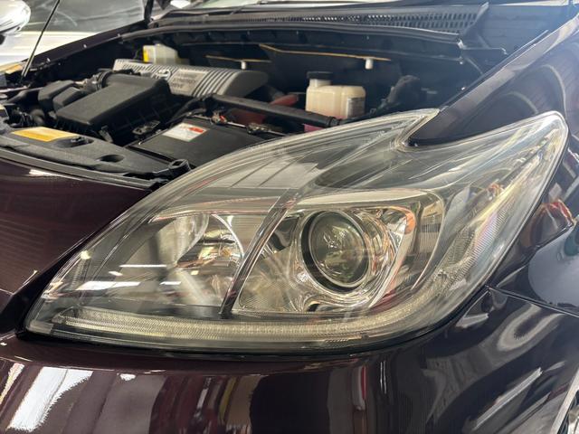 プリウス Ｓマイコーデ　専用黒レザーシート　社外ナビ　フルセグＴＶ　バックカメラ　ＨＩＤ　ＥＴＣ　ＡＣ１００Ｖ（26枚目）