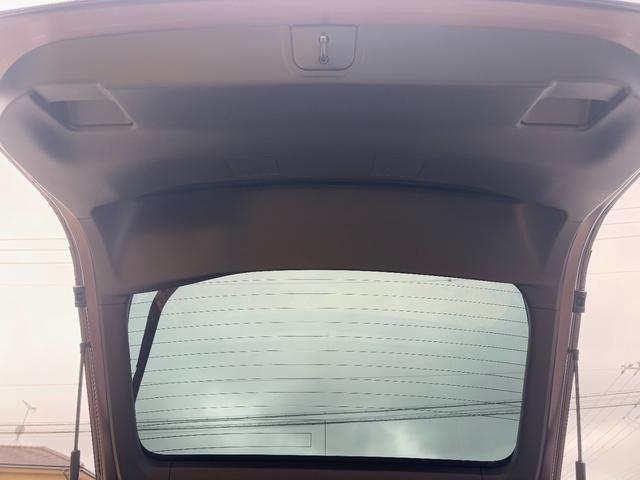 プリウス Ｓマイコーデ　専用黒レザーシート　社外ナビ　フルセグＴＶ　バックカメラ　ＨＩＤ　ＥＴＣ　ＡＣ１００Ｖ（52枚目）