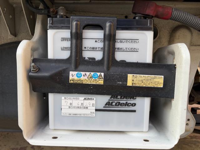 キャリイトラック KCエアコン・パワステ 4WD F5速MT(37枚目)