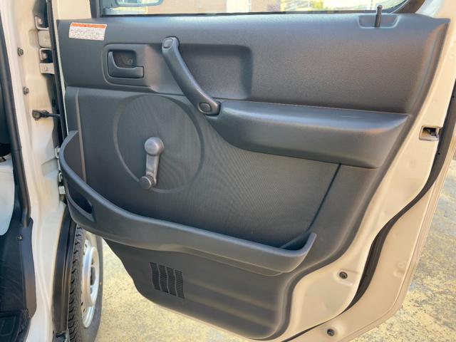 キャリイトラック KCエアコン・パワステ 4WD F5速MT(52枚目)