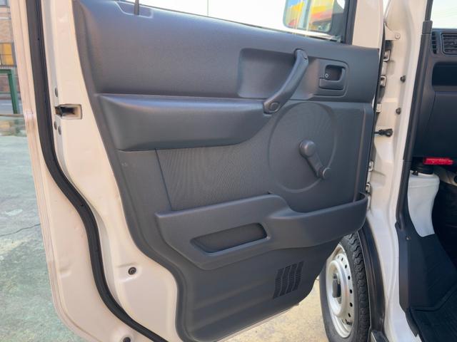 キャリイトラック KCエアコン・パワステ 4WD F5速MT(53枚目)