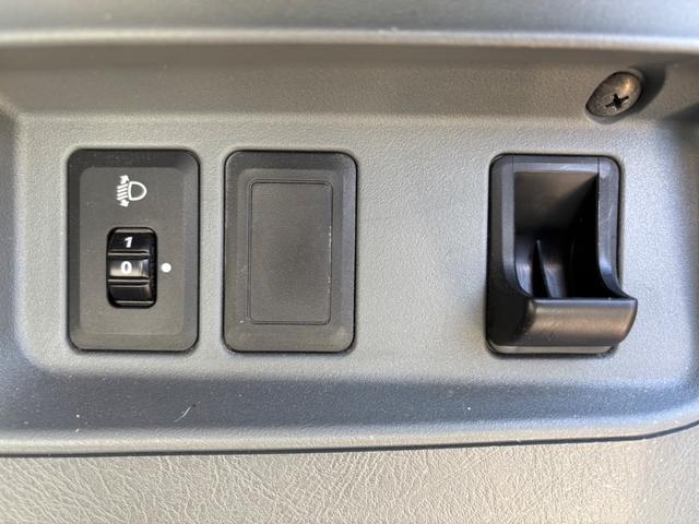 ＮＶ１００クリッパーバン ＤＸ　後期モデル　ＡＴ　パワステ　エアバック　ドラレコ（76枚目）