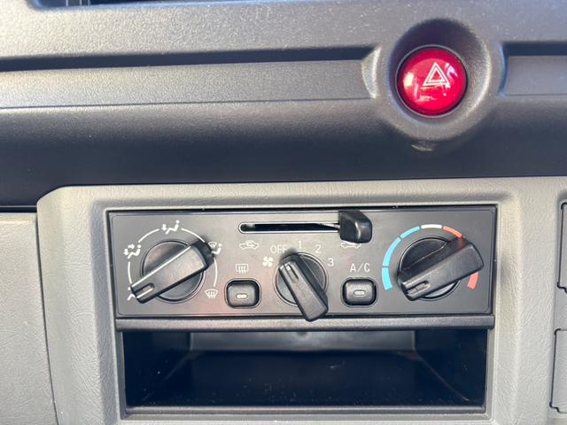 ＮＶ１００クリッパーバン ＤＸ　後期モデル　ＡＴ　パワステ　エアバック　ドラレコ（77枚目）