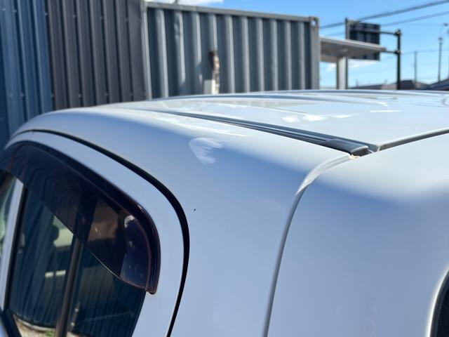 アルト Ｆ　４ＷＤ　Ｆ５速ＭＴ　ワンオーナー　キーレス　スペアタイヤ　ＡＢＳ　Ｗエアバック（19枚目）