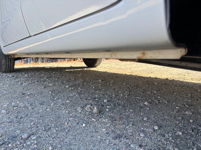 アルト Ｆ　４ＷＤ　Ｆ５速ＭＴ　ワンオーナー　キーレス　スペアタイヤ　ＡＢＳ　Ｗエアバック（30枚目）