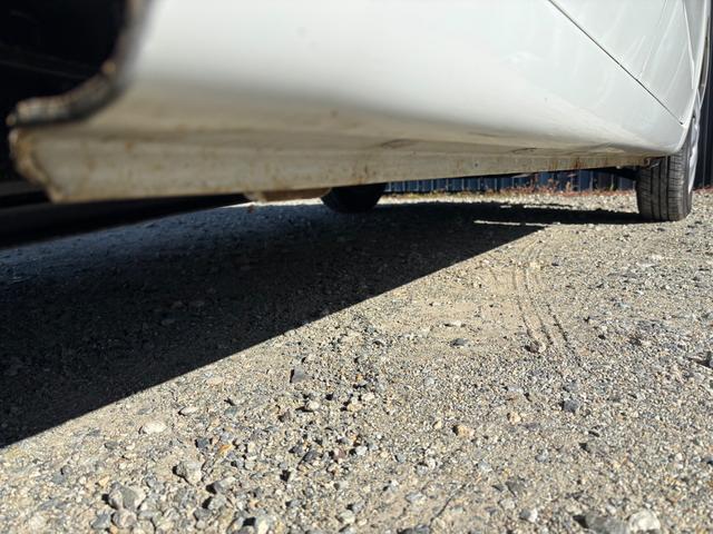 アルト Ｆ　４ＷＤ　Ｆ５速ＭＴ　ワンオーナー　キーレス　スペアタイヤ　ＡＢＳ　Ｗエアバック（31枚目）