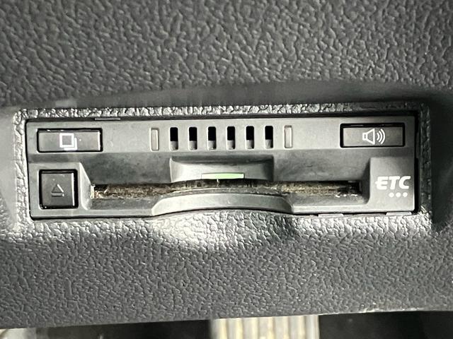 プリウスＰＨＶ Ｓセーフティパッケージ　ドライブレコーダー　バックカメラ　ナビ　トヨタセーフティーセンス　ＬＥＤヘッドランプ　レーンアシスト　アダプティブクルーズコントロール　ＥＴＣ　スマートキー　盗難防止システム　衝突被害軽減システム（20枚目）