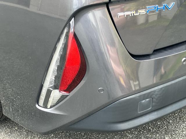 プリウスＰＨＶ Ｓセーフティパッケージ　ドライブレコーダー　バックカメラ　ナビ　トヨタセーフティーセンス　ＬＥＤヘッドランプ　レーンアシスト　アダプティブクルーズコントロール　ＥＴＣ　スマートキー　盗難防止システム　衝突被害軽減システム（38枚目）