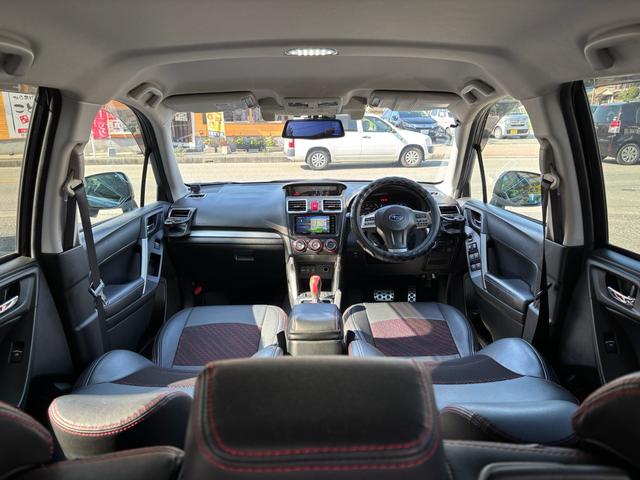 フォレスター 2.0XT アイサイト 社外ナビ フルセグTV DVD再生ブルーツース バックカメラ インナーミラー 社外17インチアルミ 車高調 25年製タイヤ ドラレコ ETC シートカバー(9枚目)