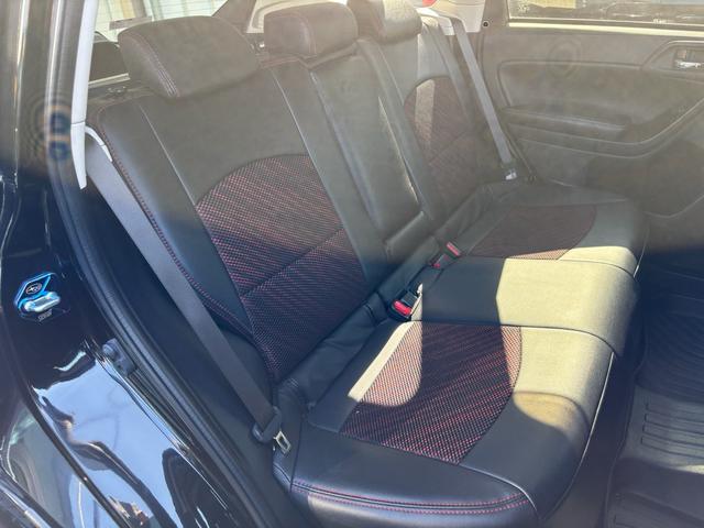 フォレスター 2.0XT アイサイト 社外ナビ フルセグTV DVD再生ブルーツース バックカメラ インナーミラー 社外17インチアルミ 車高調 25年製タイヤ ドラレコ ETC シートカバー(22枚目)