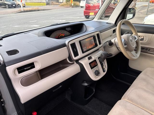 ムーヴキャンバス Ｘリミテッドメイクアップ　ＳＡＩＩ　両側パワースライドドア　ナビ　フルセグＴＶ　ＤＶＤ再生ブルーツース　バックカメラ　スマートアシストＩＩ　スマートキー　ＥＴＣ（16枚目）