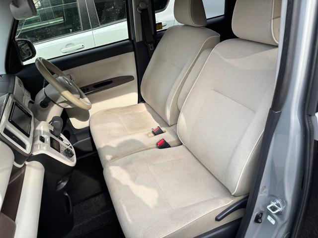 ムーヴキャンバス Ｘリミテッドメイクアップ　ＳＡＩＩ　両側パワースライドドア　ナビ　フルセグＴＶ　ＤＶＤ再生ブルーツース　バックカメラ　スマートアシストＩＩ　スマートキー　ＥＴＣ（18枚目）