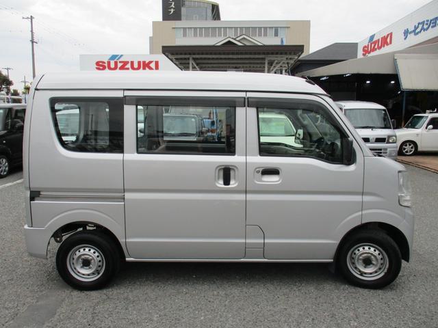 日産 ＮＶ１００クリッパーバン