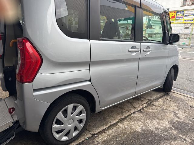 タント スローパーＬリアシート付仕様車　スローパーＬリアシート付仕様車・車イス移動車・福祉車両・電動ウインチリモコン・キーレスキー・ＣＤデッキ・電動格納ミラー（9枚目）