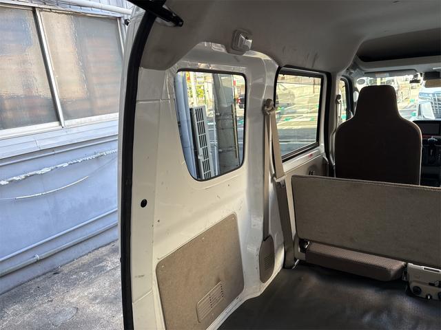 ＮＶ１００クリッパーバン ＤＸ　ＧＬエマージェンシーブレーキパッケージ　４ＡＴ・社外ナビ・ＢＴオーディオ・ＥＴＣ・ドラレコ・クリアランスソナー・前席パワーウインドウ・電動格納ミラー・ブレーキサポート・キーレスキー（17枚目）