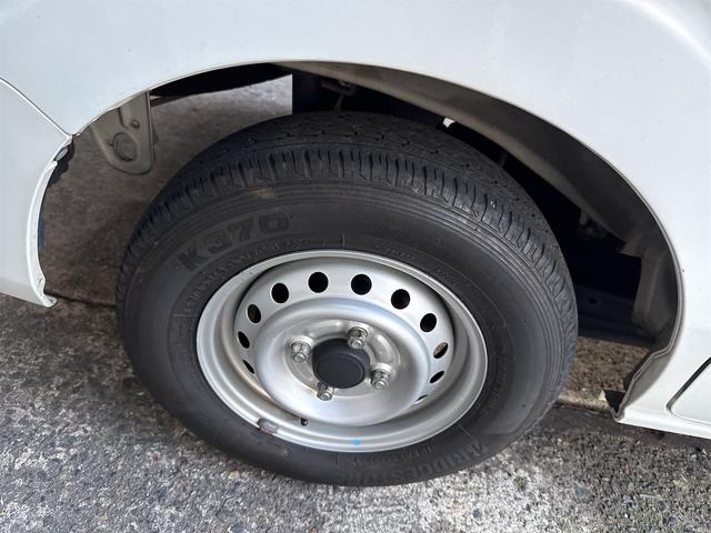 ＮＶ１００クリッパーバン ＤＸ　ＧＬエマージェンシーブレーキパッケージ　４ＡＴ・社外ナビ・ＢＴオーディオ・ＥＴＣ・ドラレコ・クリアランスソナー・前席パワーウインドウ・電動格納ミラー・ブレーキサポート・キーレスキー（31枚目）