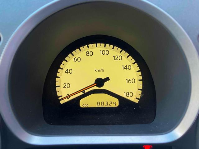 アリスト Ｖ３００ベルテックスエディション　オートクルーズコントロール　ナビ　アルミホイール　ＨＩＤ　サンルーフ　ＡＴ　シートヒーター　盗難防止システム　ＣＤ　ＤＶＤ再生　衝突安全ボディ　ＡＢＳ　エアコン　パワーステアリング　パワーウィンドウ（9枚目）