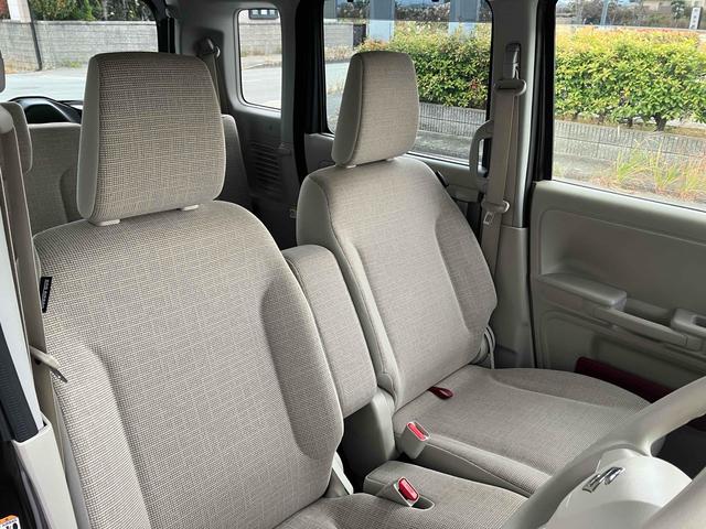 スペーシア ハイブリッドＸ　両側電動スライドドア　クリアランスソナー　レーンアシスト　衝突被害軽減システム　スマートキー　アイドリングストップ　シートヒーター　ベンチシート　ＣＶＴ　盗難防止システム　ＡＢＳ　ＥＳＣ　ＣＤ（13枚目）