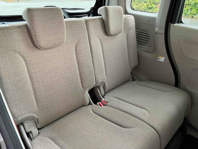 スペーシア ハイブリッドＸ　両側電動スライドドア　クリアランスソナー　レーンアシスト　衝突被害軽減システム　スマートキー　アイドリングストップ　シートヒーター　ベンチシート　ＣＶＴ　盗難防止システム　ＡＢＳ　ＥＳＣ　ＣＤ（14枚目）