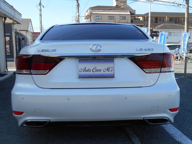 ＬＳ ＬＳ４６０　バージョンＣ　Ｉパッケージ　純正ナビＴＶ　サンルーフ　黒レザーシート　３眼ＬＥＤヘッドライト　純正１８ＡＷ　外フロントスポイラー　リア電動ブラインド　ビルトインＥＴＣ　ブラックウッドパネル　エアサスコントローラー　ローダウン（3枚目）