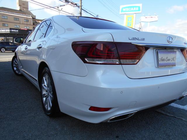 ＬＳ ＬＳ４６０　バージョンＣ　Ｉパッケージ　純正ナビＴＶ　サンルーフ　黒レザーシート　３眼ＬＥＤヘッドライト　純正１８ＡＷ　外フロントスポイラー　リア電動ブラインド　ビルトインＥＴＣ　ブラックウッドパネル　エアサスコントローラー　ローダウン（63枚目）