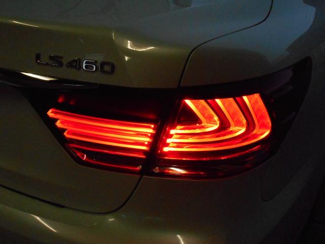 ＬＳ ＬＳ４６０　バージョンＣ　Ｉパッケージ　純正ナビＴＶ　サンルーフ　黒レザーシート　３眼ＬＥＤヘッドライト　純正１８ＡＷ　外フロントスポイラー　リア電動ブラインド　ビルトインＥＴＣ　ブラックウッドパネル　エアサスコントローラー　ローダウン（68枚目）