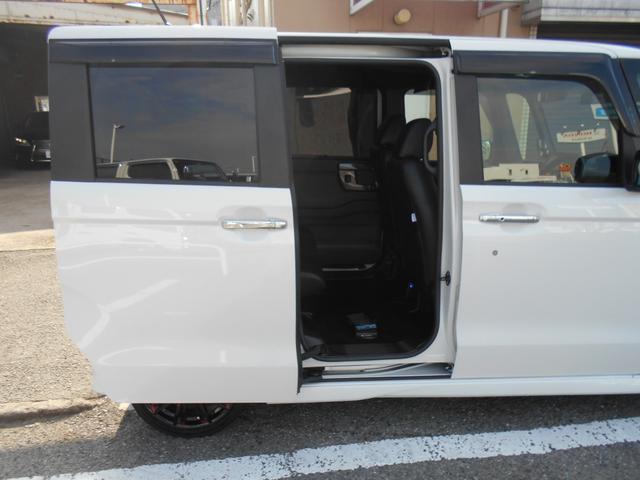 N-BOXカスタム G・Lホンダセンシング カロッツェリアナビTV リアモニター LEDヘッドライト lEDフォグ 外16AW 両側パワスラ 黒レザー調シートカバー 前後ドラレコ ETC バックカメラ リアサイドブラインド 室内LED灯(8枚目)