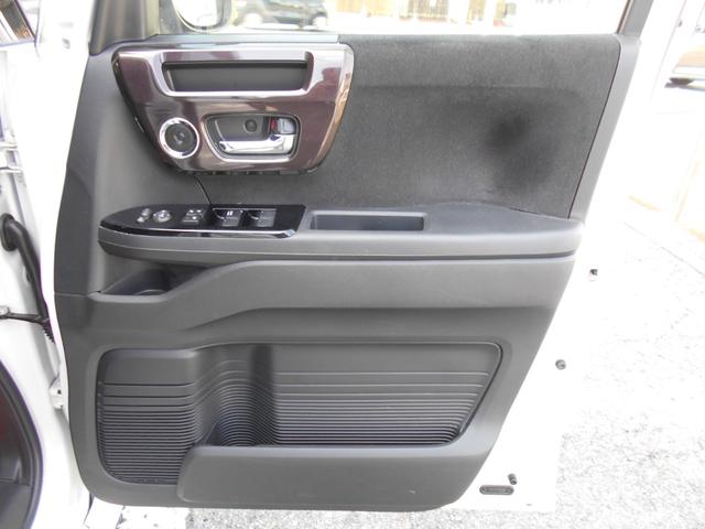 N-BOXカスタム G・Lホンダセンシング カロッツェリアナビTV リアモニター LEDヘッドライト lEDフォグ 外16AW 両側パワスラ 黒レザー調シートカバー 前後ドラレコ ETC バックカメラ リアサイドブラインド 室内LED灯(39枚目)